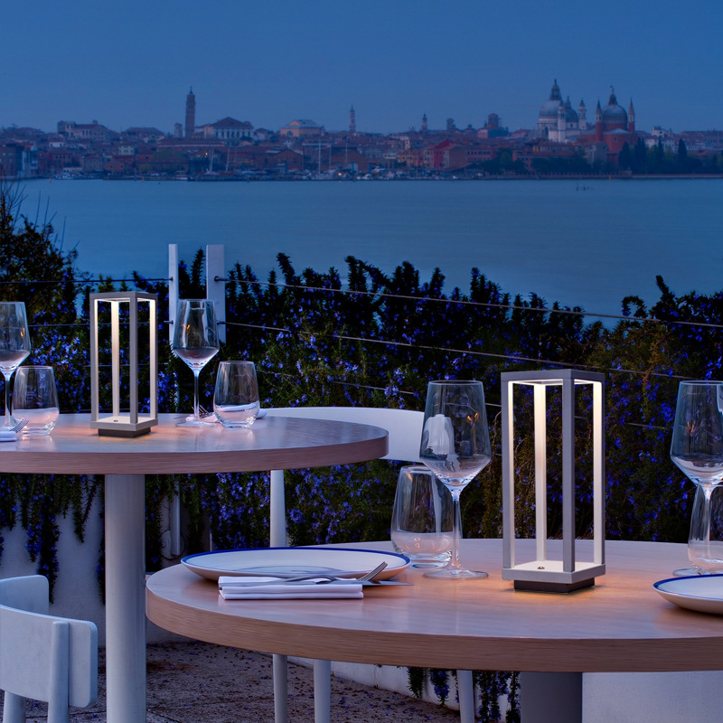 Lampa biurkowa LED z dotykowym – Outdoor Lighting Restaurant recenzja i cena